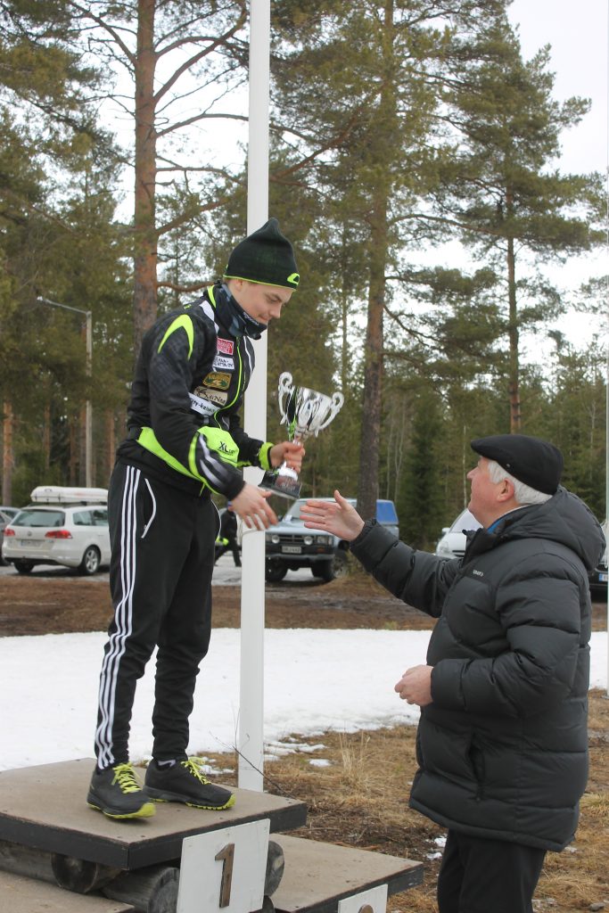 Aatun Maljan luovutus 2015 Arvo Helanti